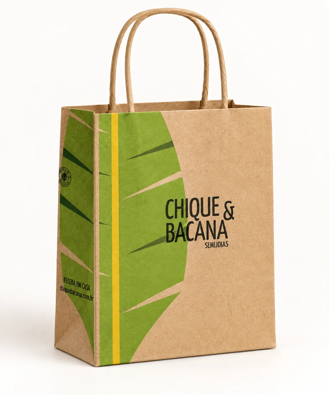 Imagem de referência: papel kraft em sacolas: apresentação para presente